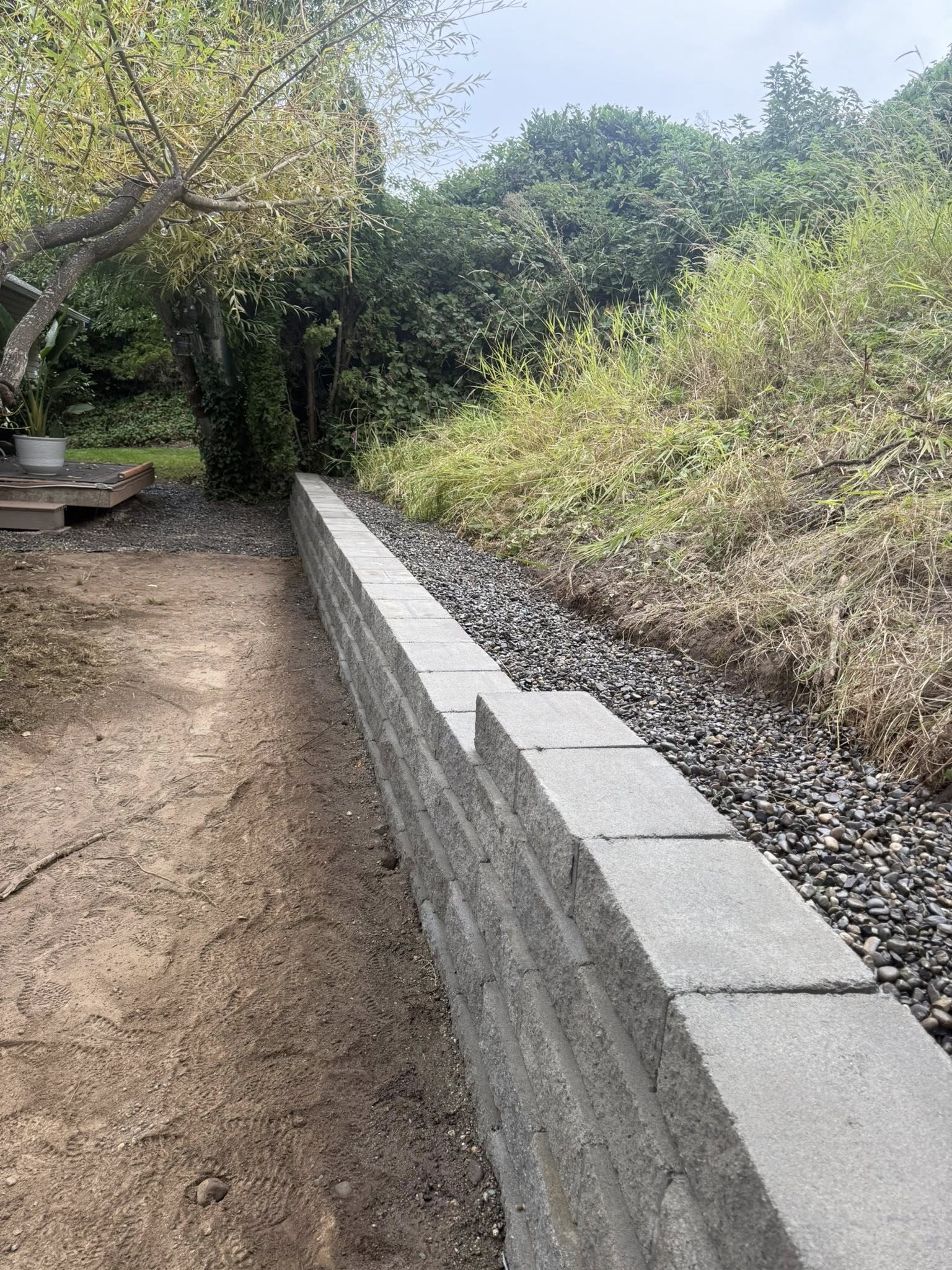 Completed block retaining wall